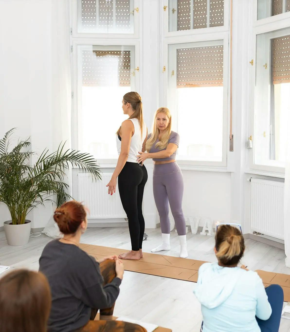 jógaoktatóképzés szeged devá yoga studio keretein belül